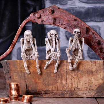 Three Wise Skeleton 10cm