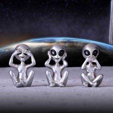 Three Wise Aliens 7.5cm