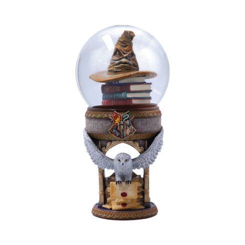 Harry Potter First Day at Hogwarts Snow Globe Fantasy Christmas Gift Guide Snow Globes